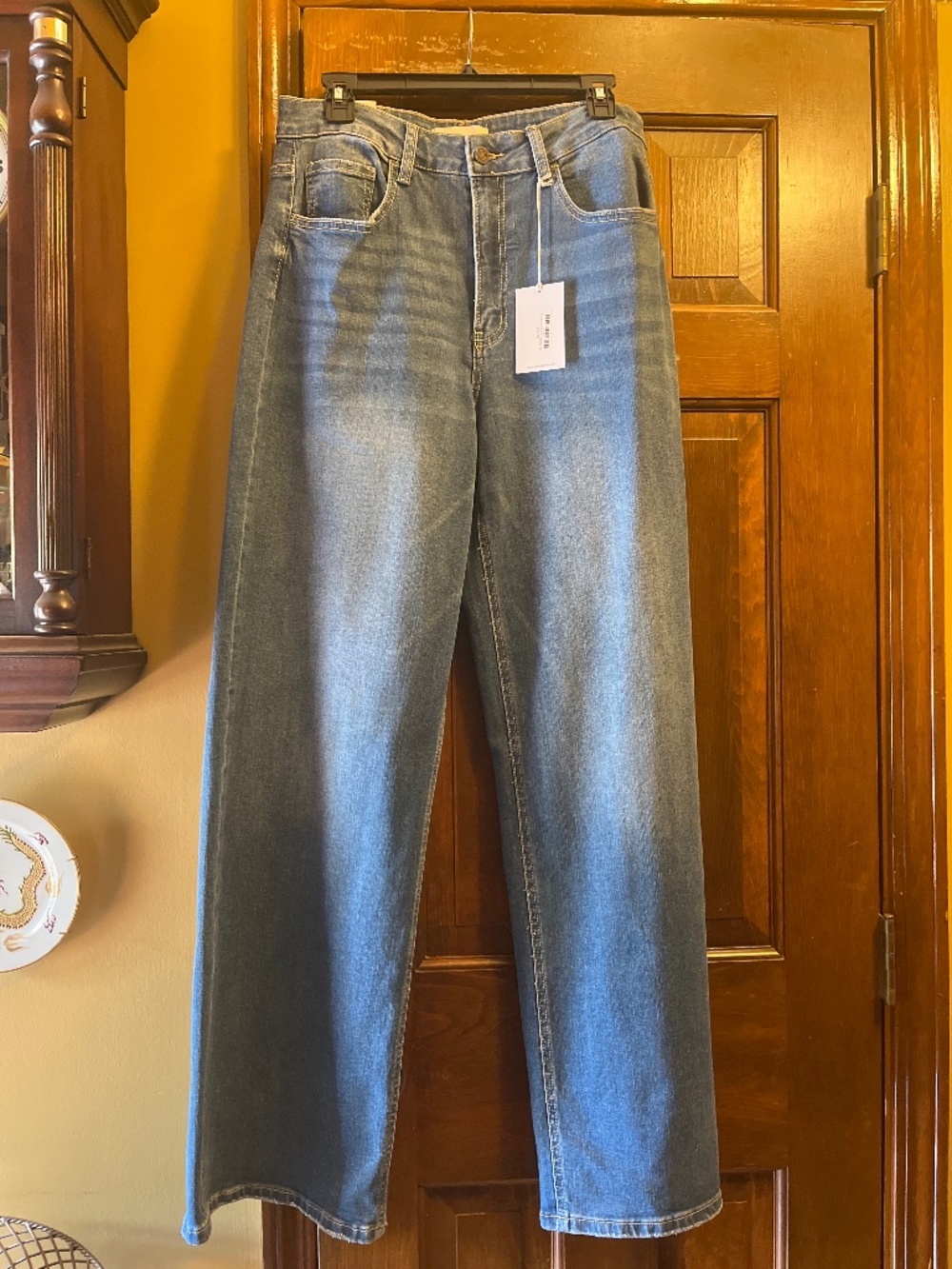 NWT Vervet Vintage Inspired Loose 90’s Style Jeans.  Sz. 30.